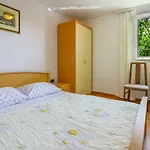 Radan - Apartments Near Brulo Beach