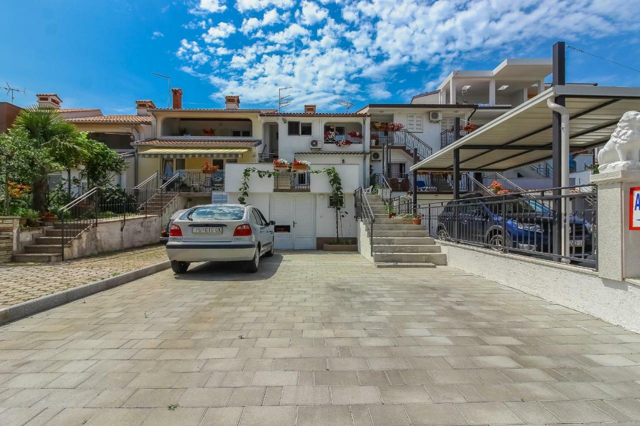 Radan - Near Brulo Beach * Porec