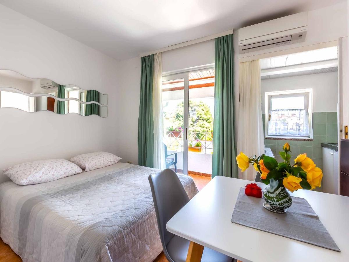 Radan - Near Brulo Beach * Porec