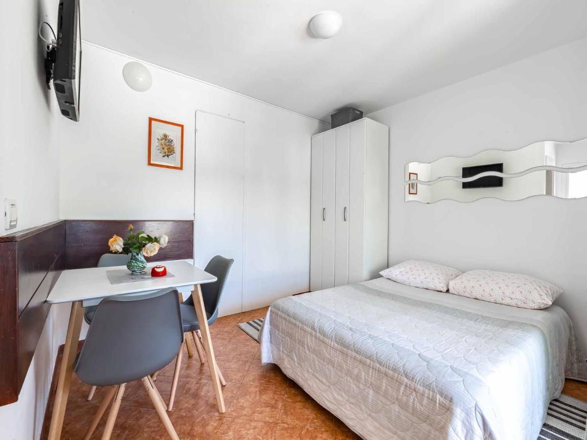 Apartman Radan - Near Brulo Beach *